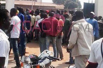 Côte dÂ’Ivoire : Bouaké, la préfecture de police paralysée par les  chauffeurs de Taxi Moto 